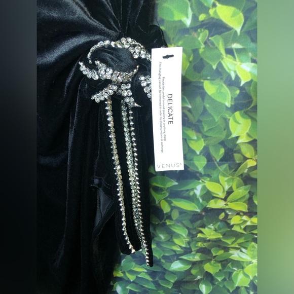 VENUS Black Asymmetrical Tie Front Skirt for Cocktail NWT Small - Picture 10 of 14